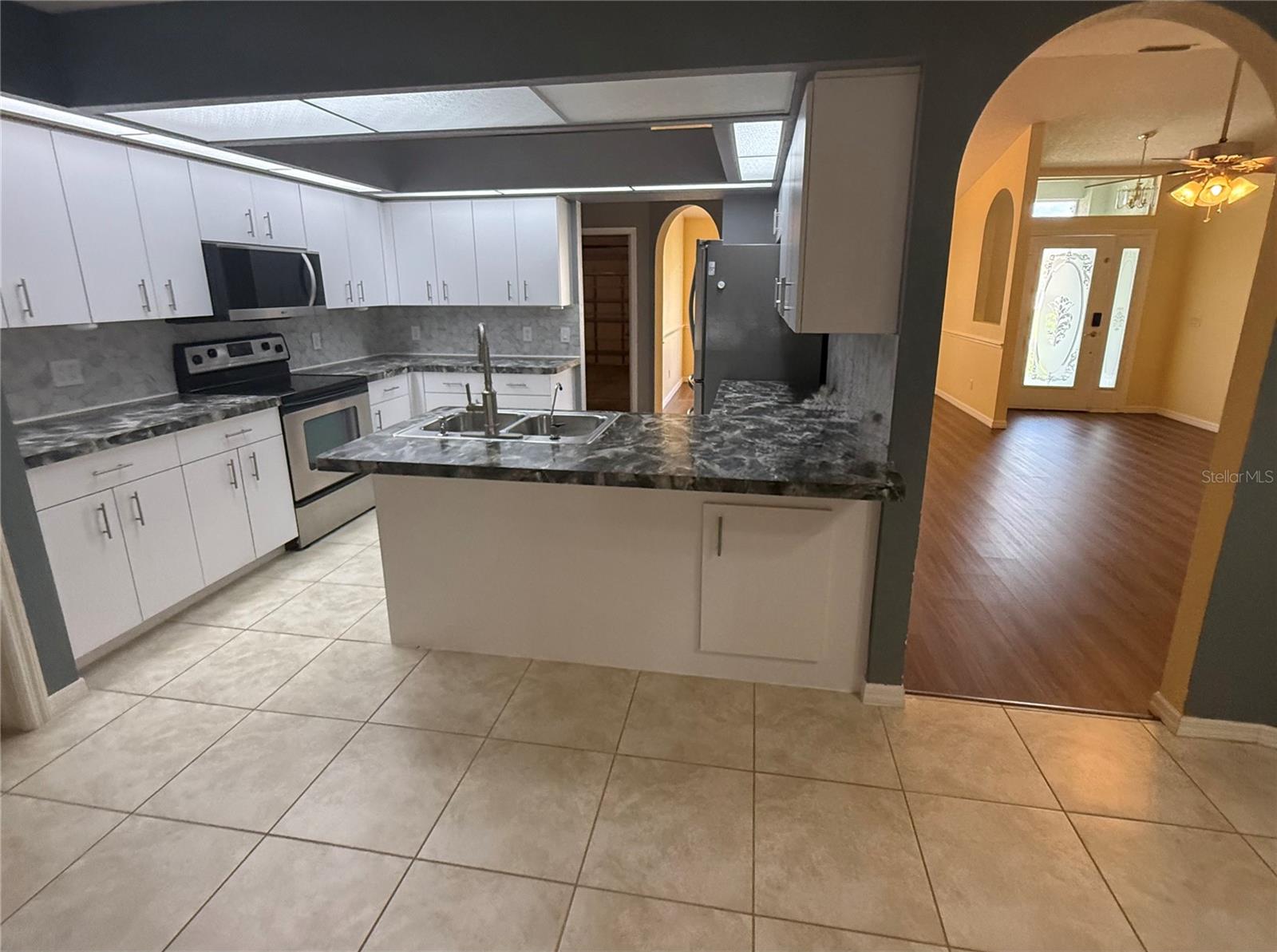 4055 ALLURE LN — photo 4