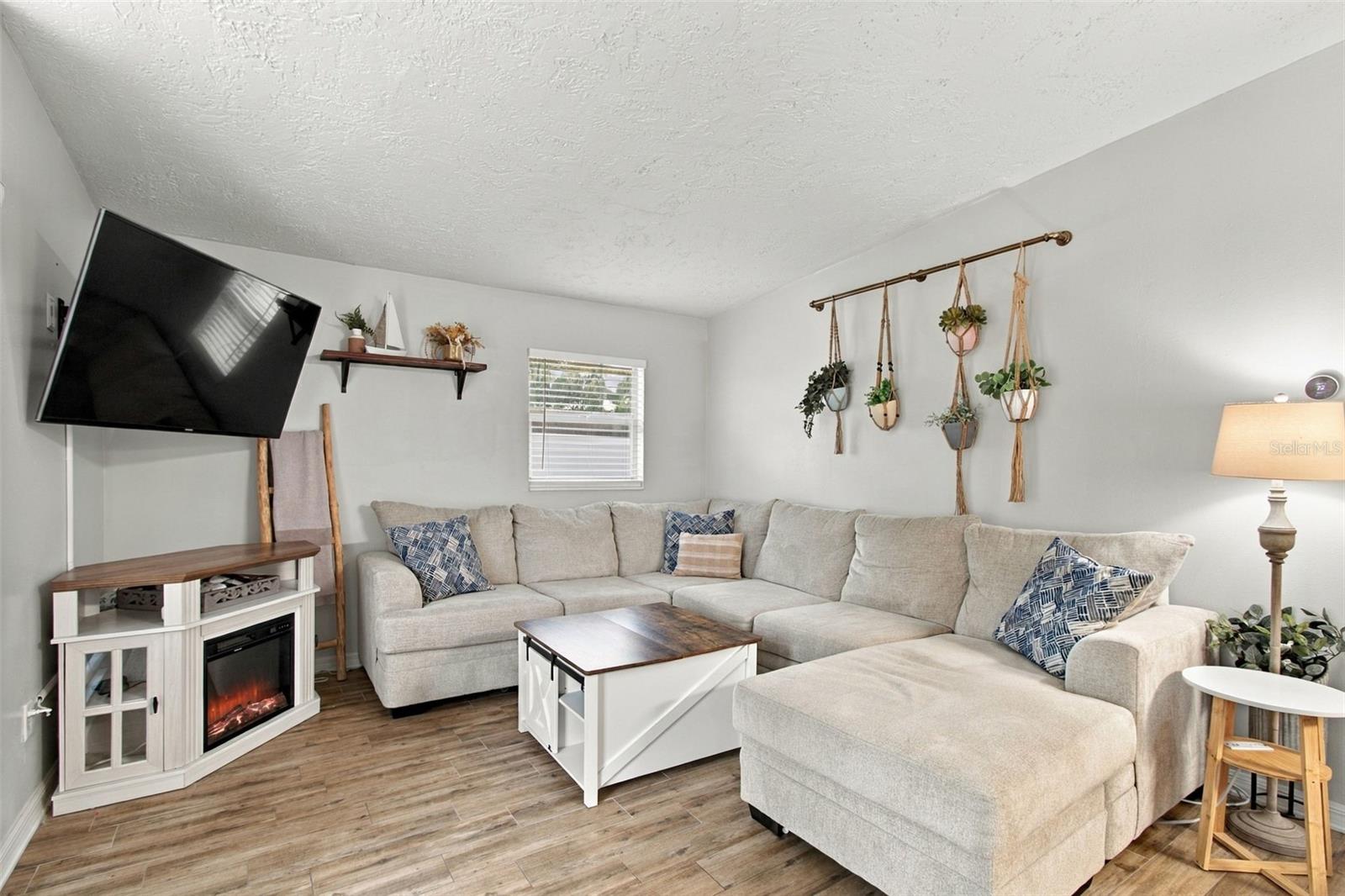 3306 NAKORA DR — photo 4