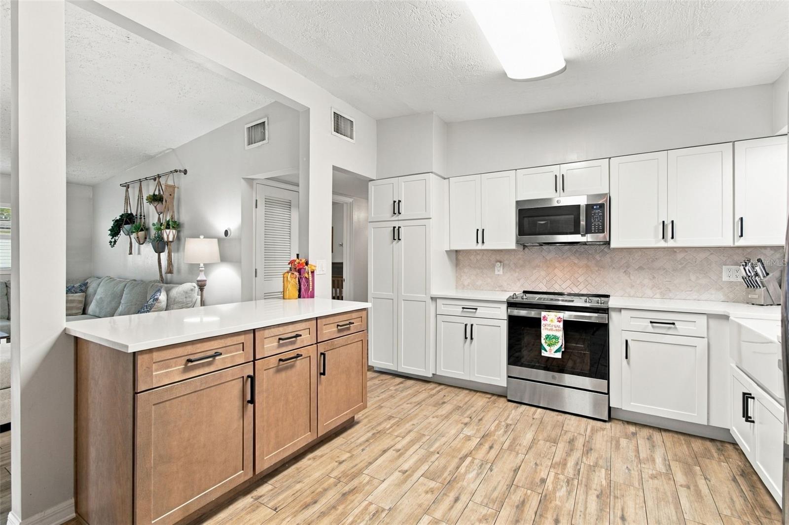 3306 NAKORA DR — photo 6