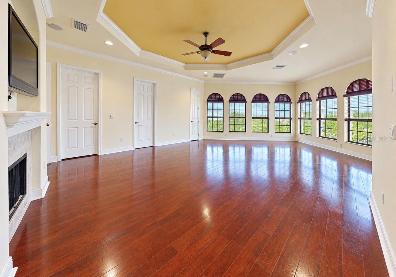 5408 TYBEE ISLAND DR — photo 47