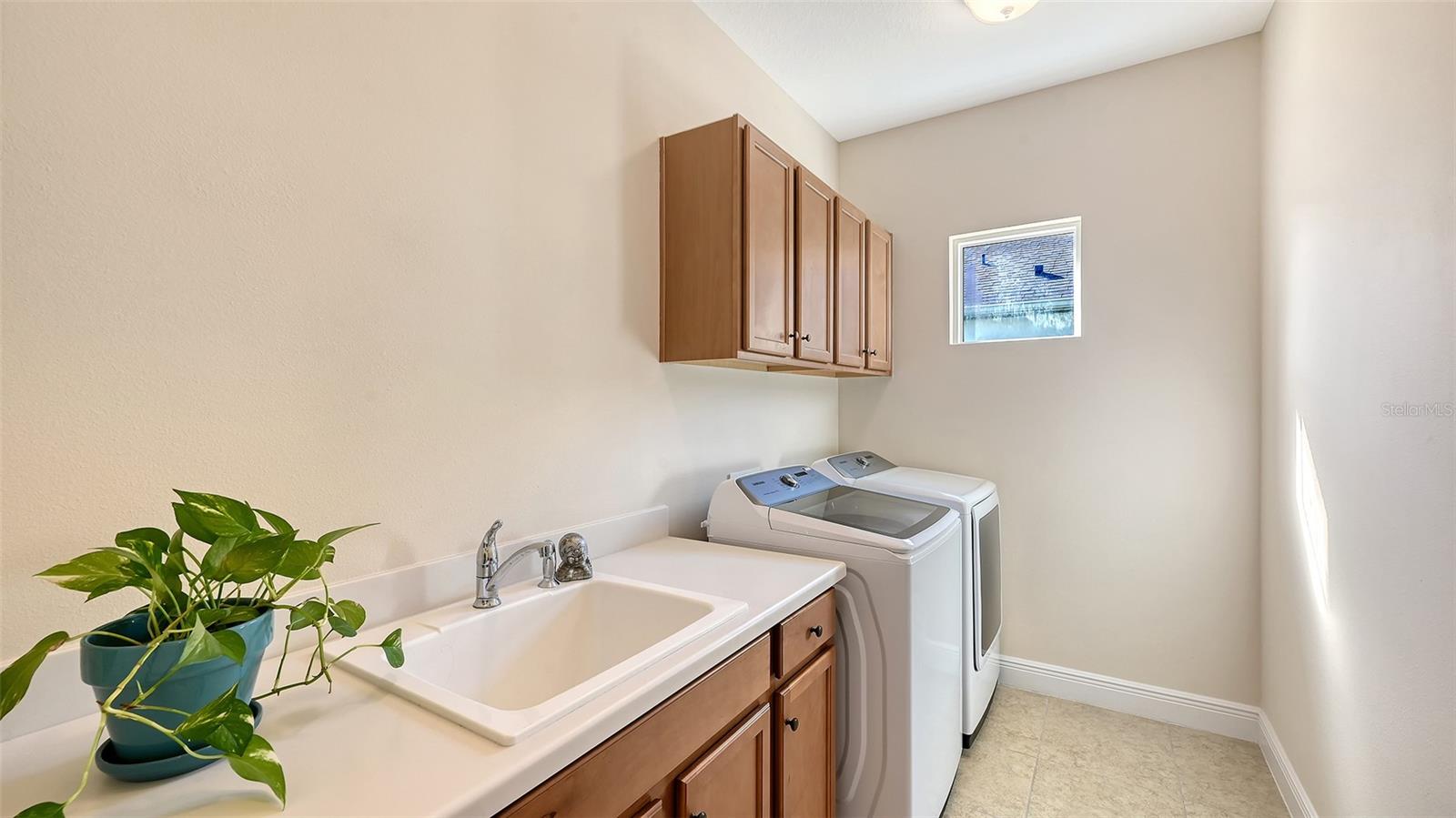 4716 FOXTAIL DR — photo 25