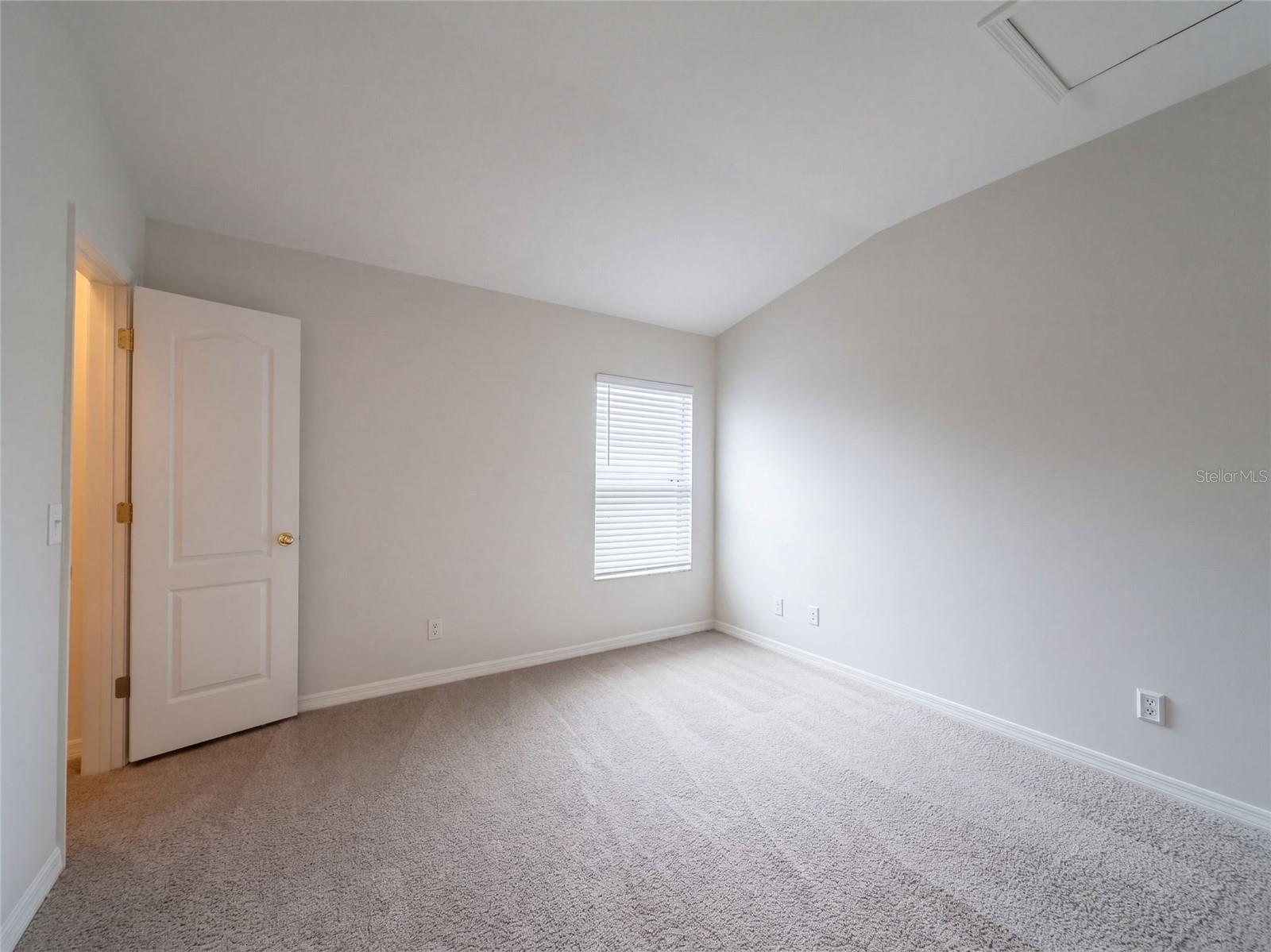 16315 SWAN VIEW CIR — photo 8