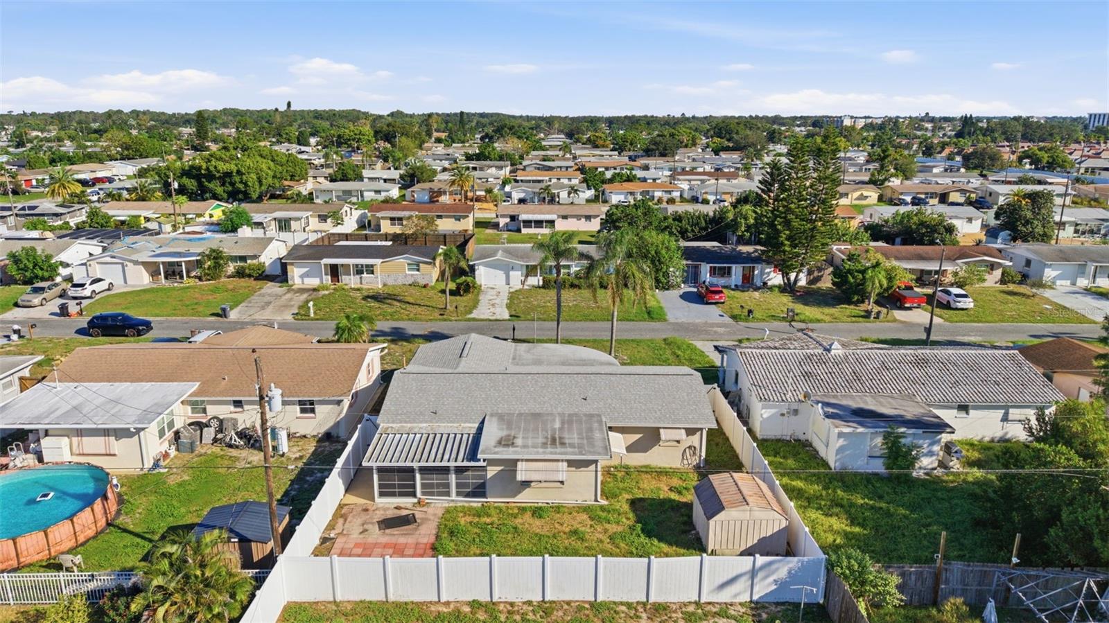 4030 CLUSTER DR — photo 37