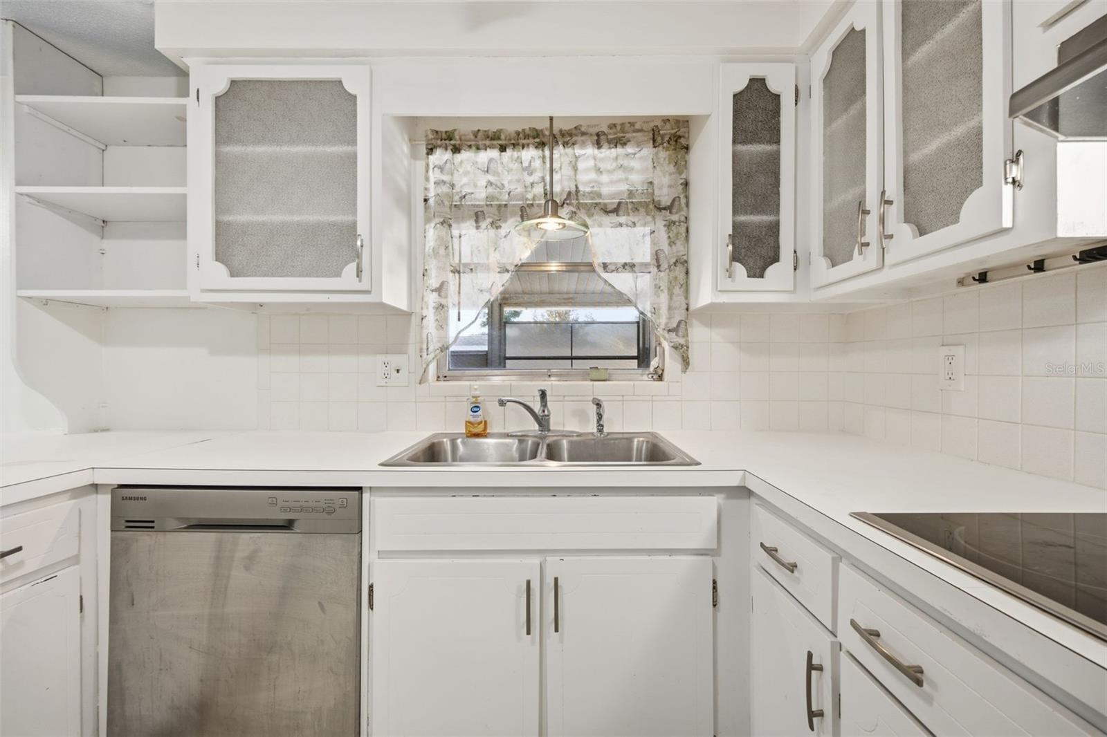 4030 CLUSTER DR — photo 14