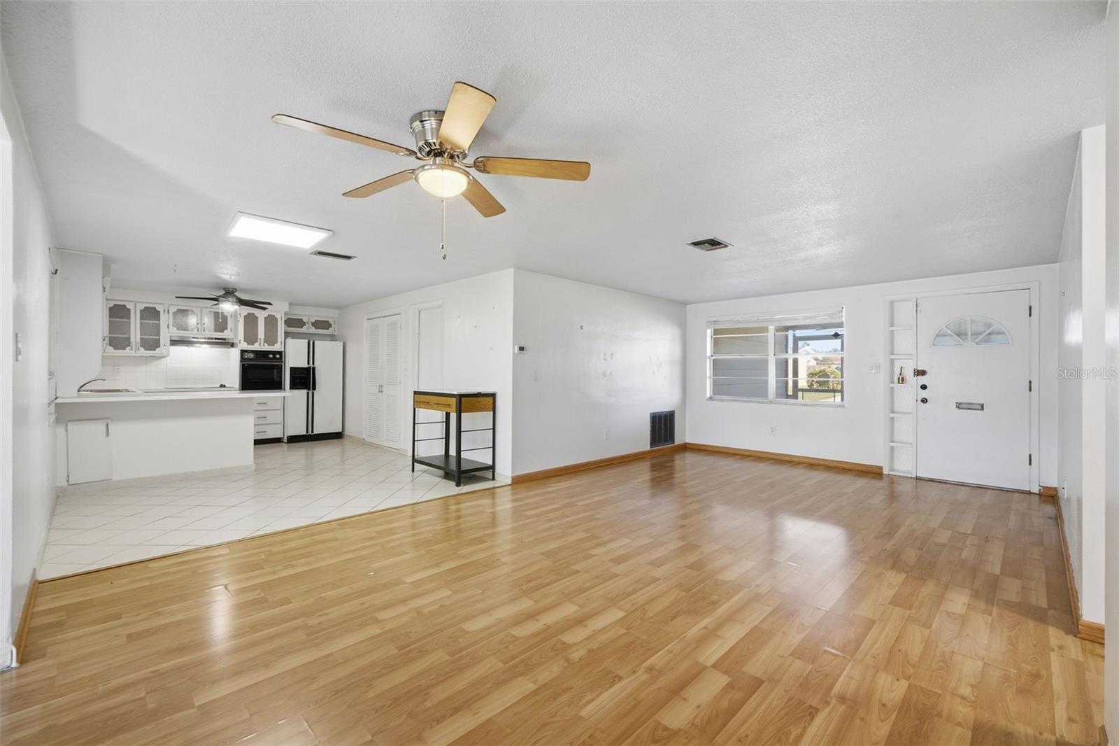 4030 CLUSTER DR — photo 8