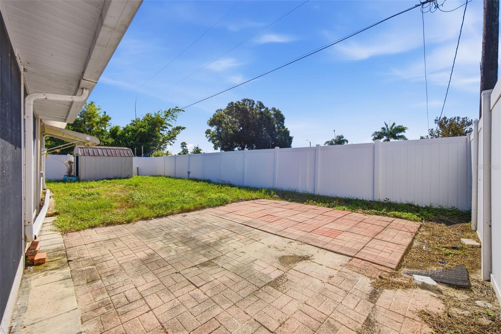 4030 CLUSTER DR — photo 30