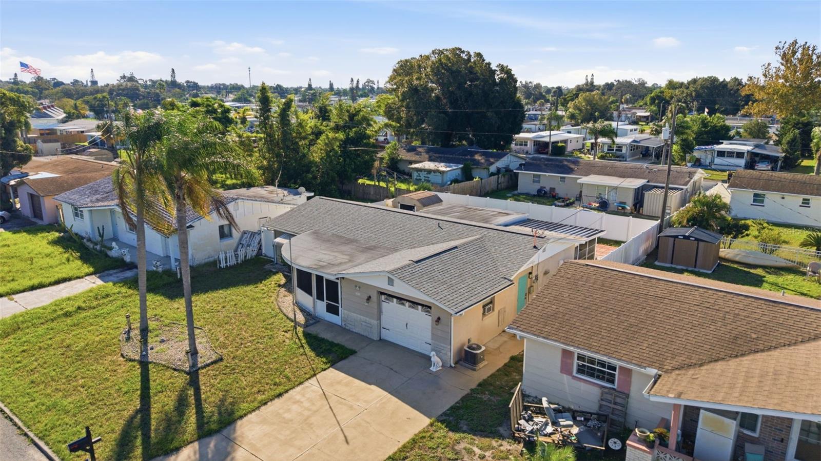 4030 CLUSTER DR — photo 36