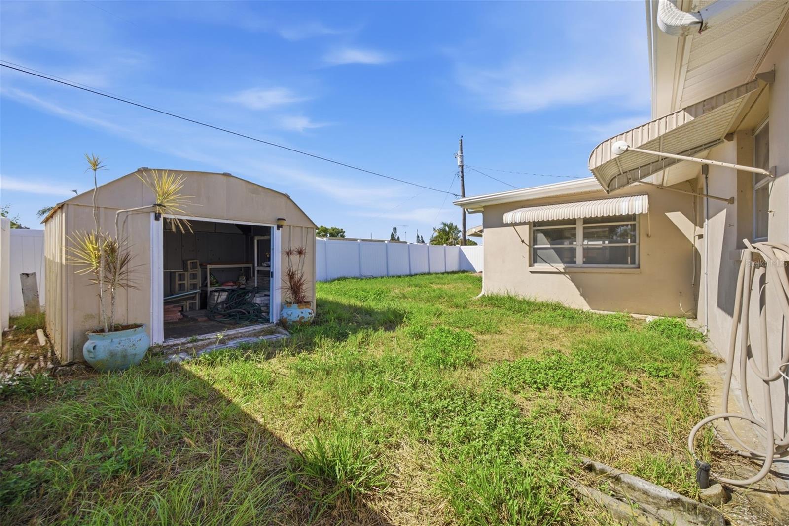 4030 CLUSTER DR — photo 35