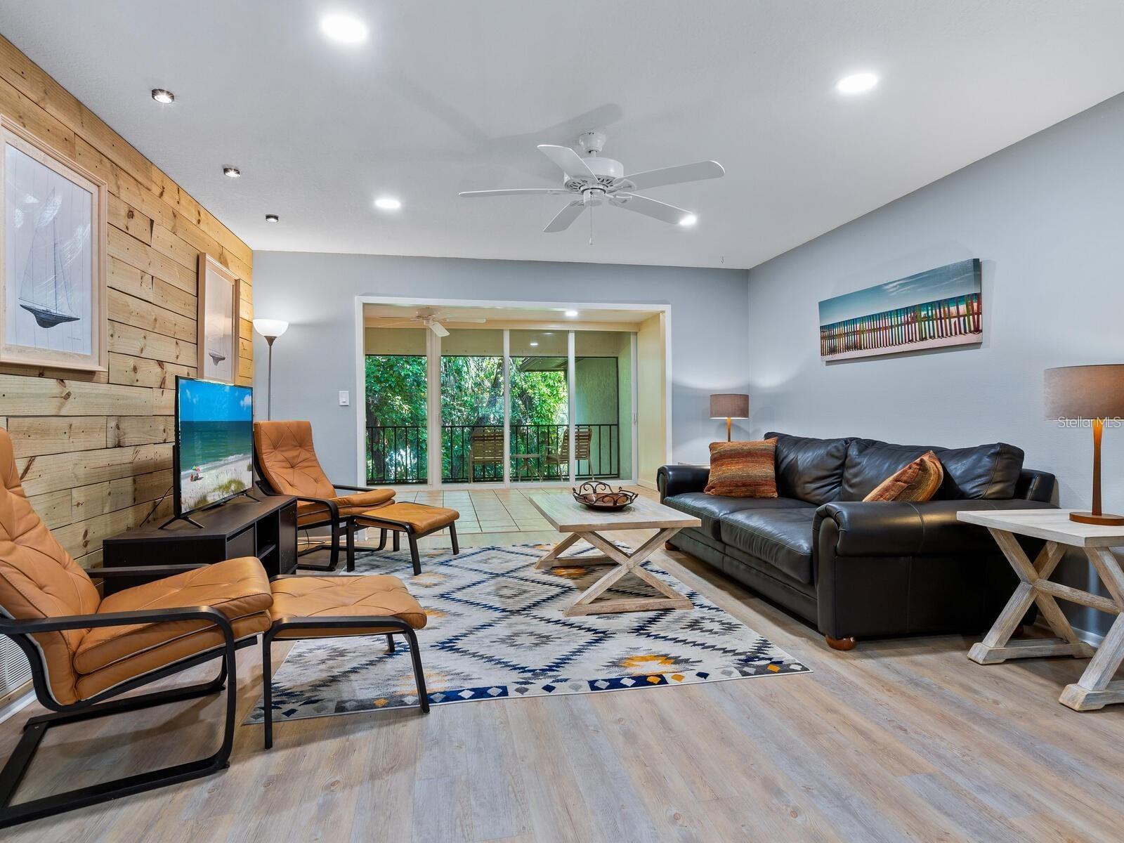 3904 MOURNING DOVE DR #228 — photo 4