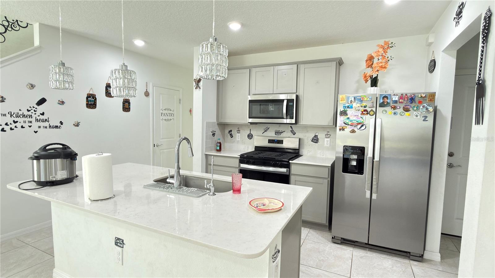 20704 BALSAM HILL RD — photo 3