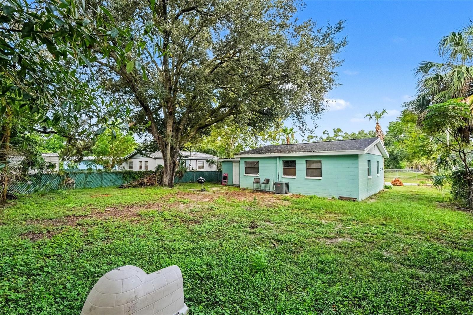 2433 S RAMONA CIR — photo 15
