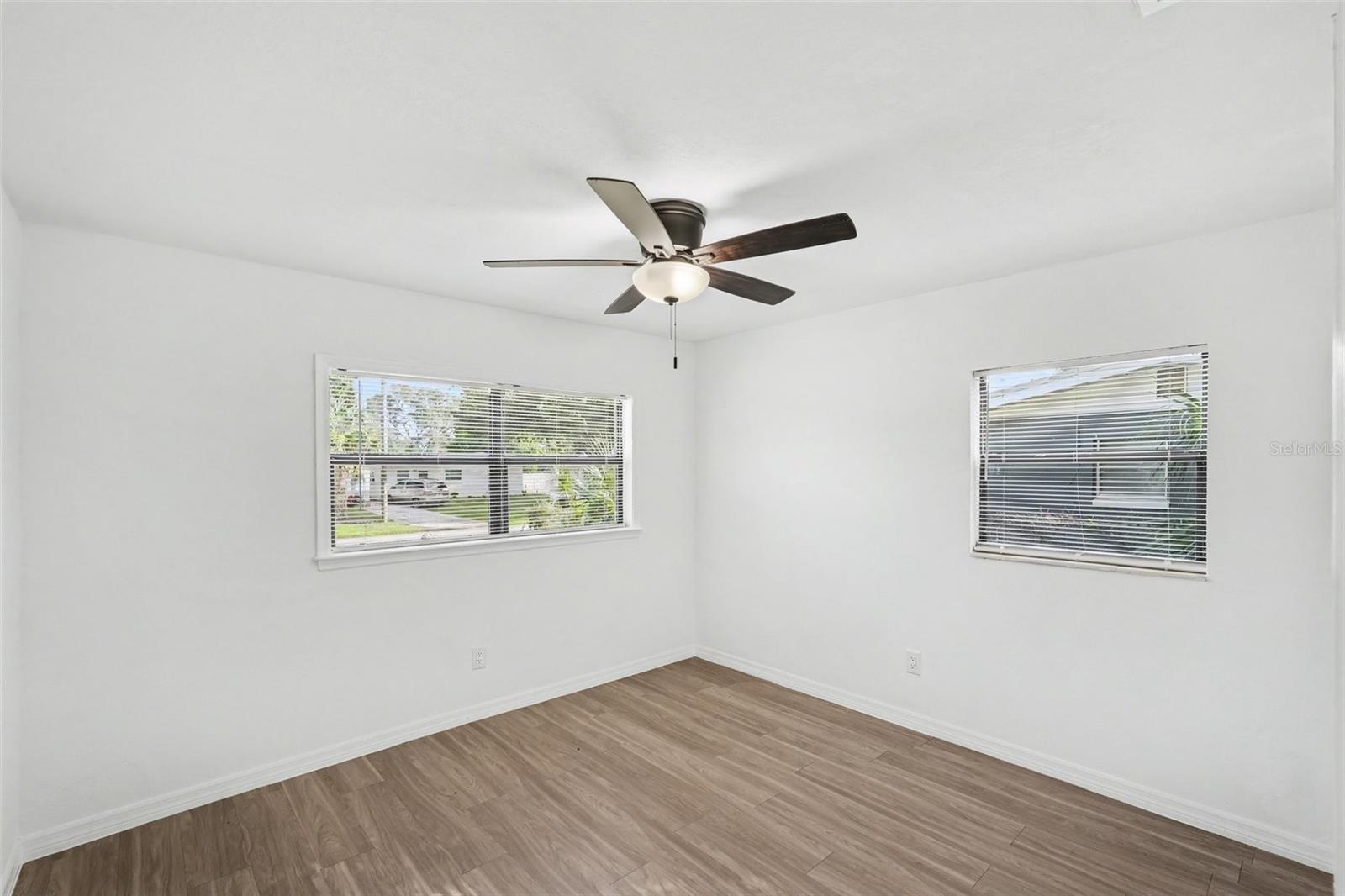 2433 S RAMONA CIR — photo 11