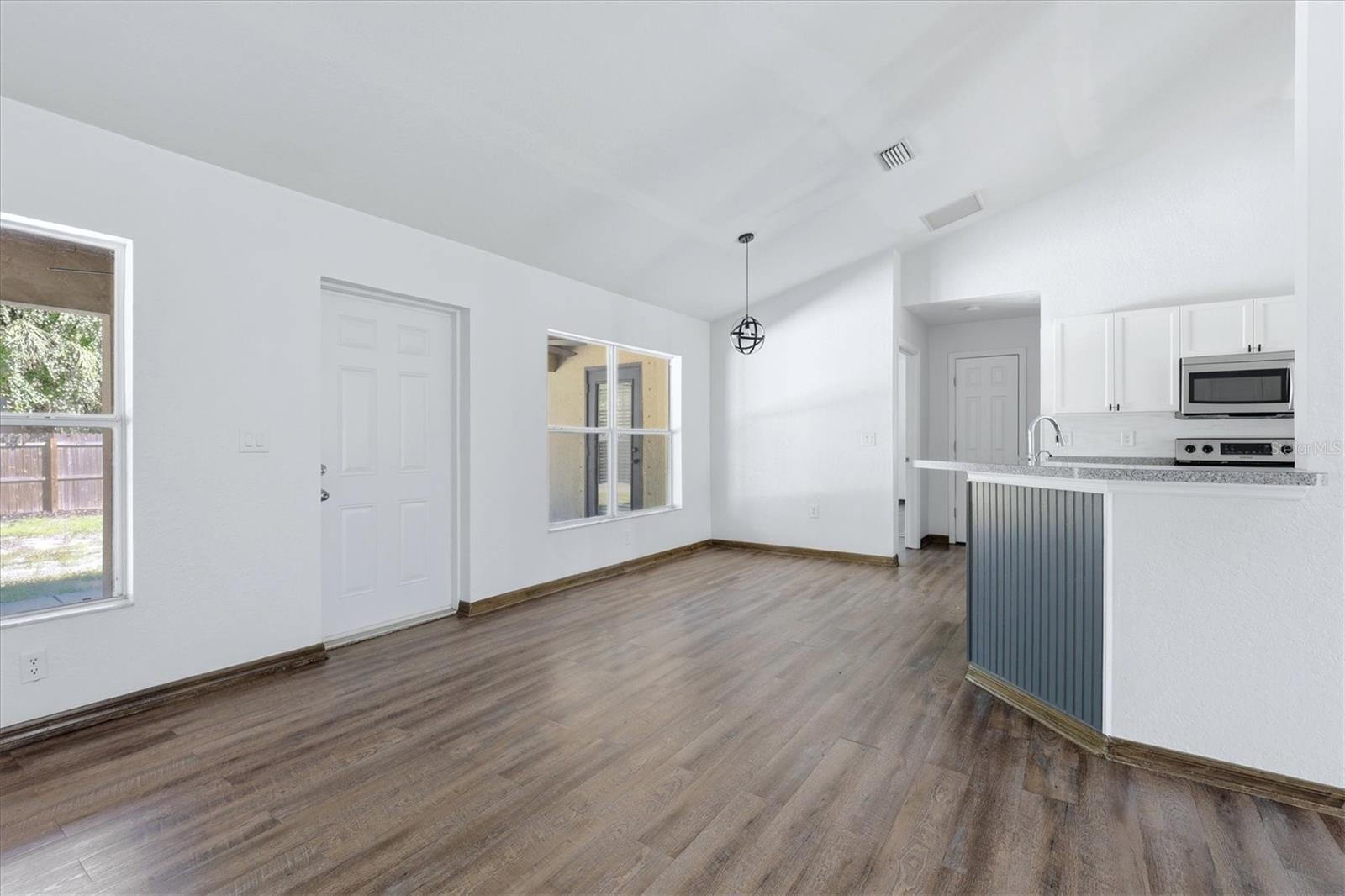 7838 TARABILLA AVE — photo 12