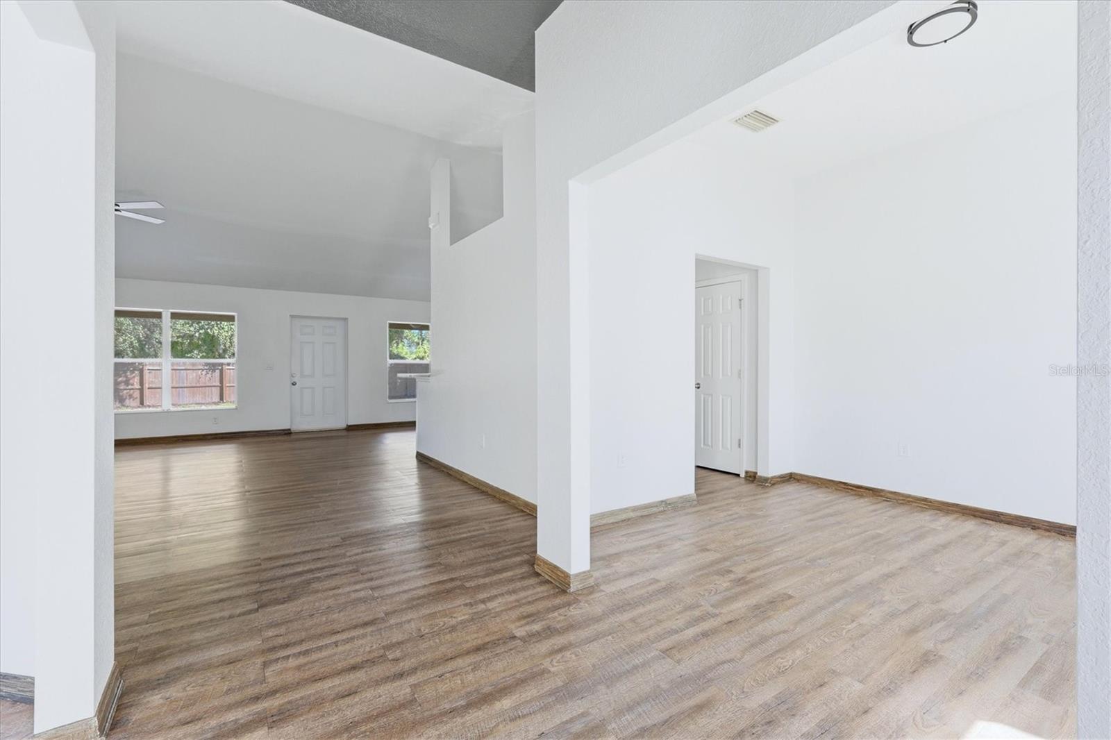 7838 TARABILLA AVE — photo 32