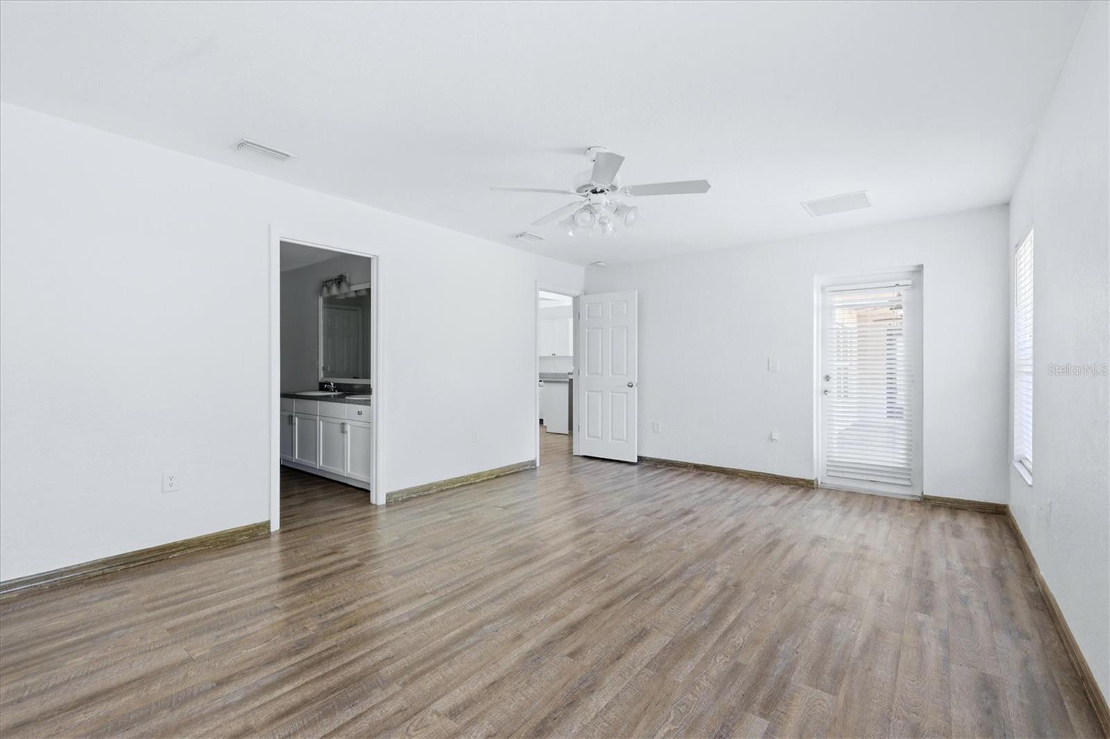 7838 TARABILLA AVE — photo 21