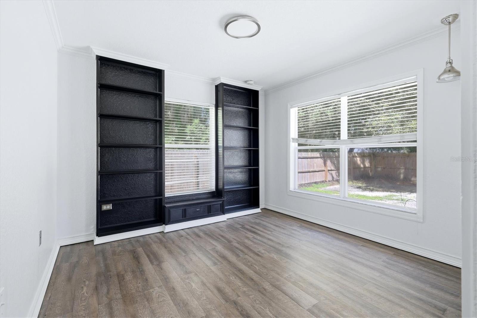 7838 TARABILLA AVE — photo 27