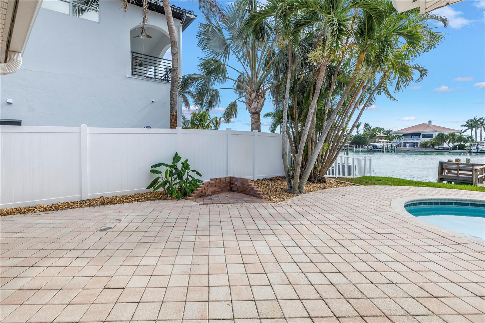 10128 YACHT CLUB DR — photo 53