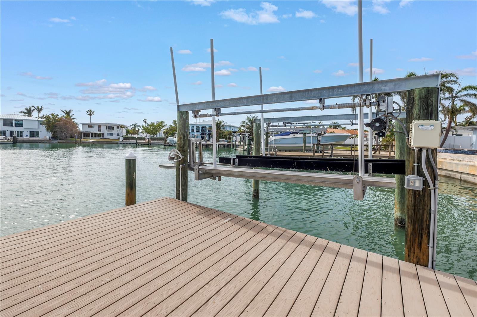 10128 YACHT CLUB DR — photo 8