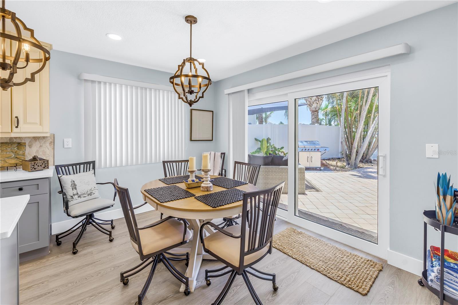 10128 YACHT CLUB DR — photo 16