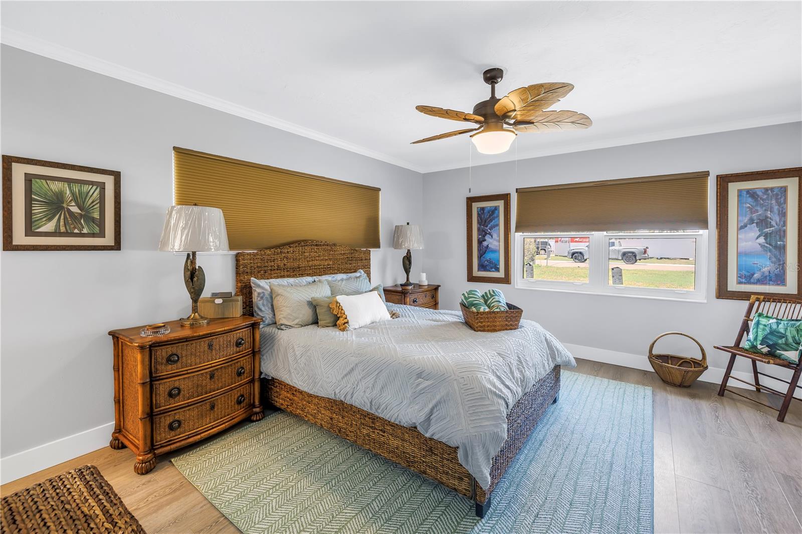 10128 YACHT CLUB DR — photo 29