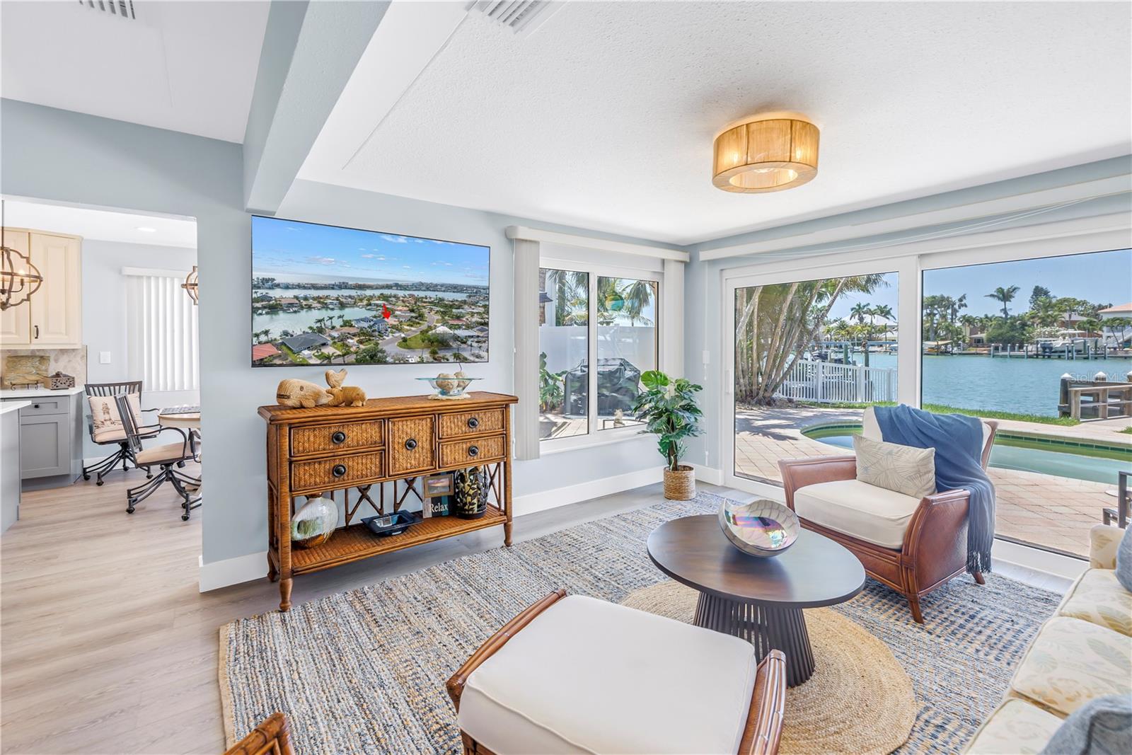 10128 YACHT CLUB DR — photo 21