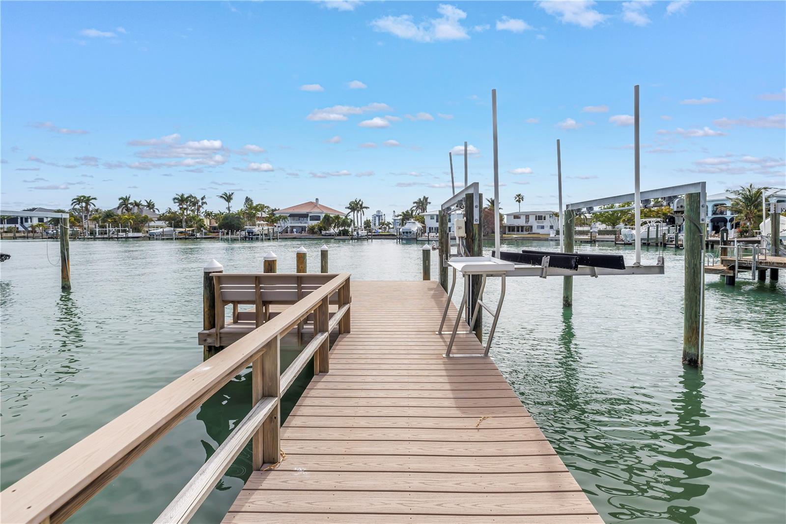 10128 YACHT CLUB DR — photo 4