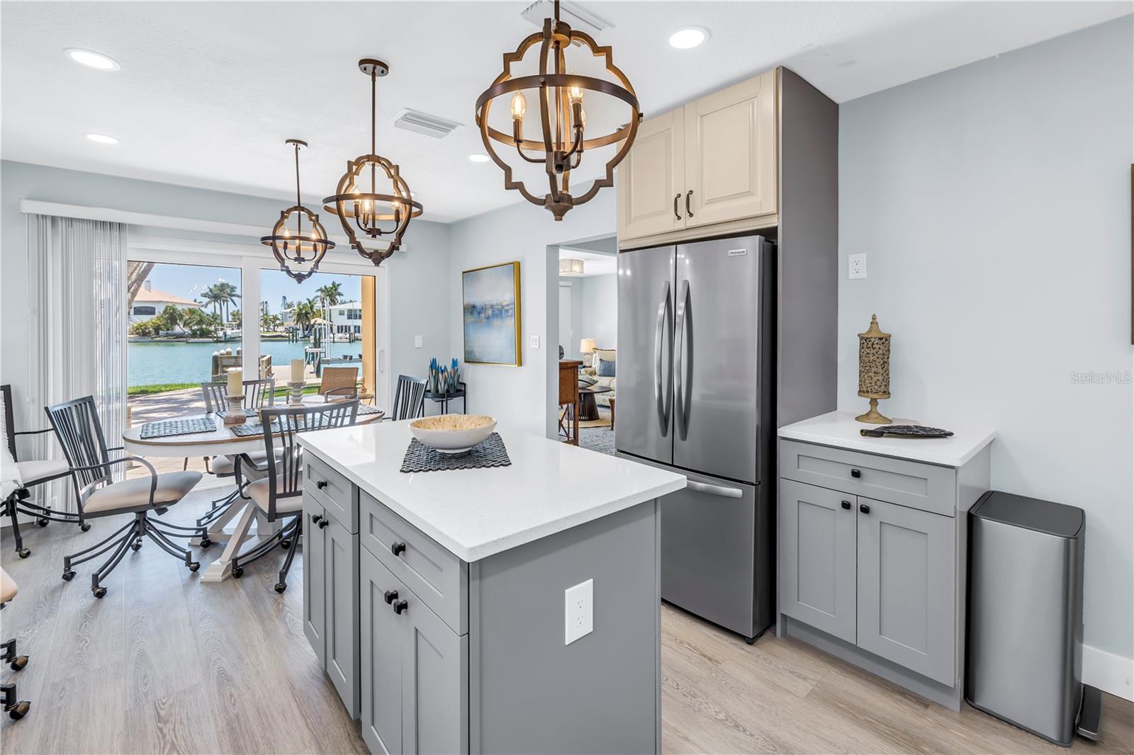10128 YACHT CLUB DR — photo 13