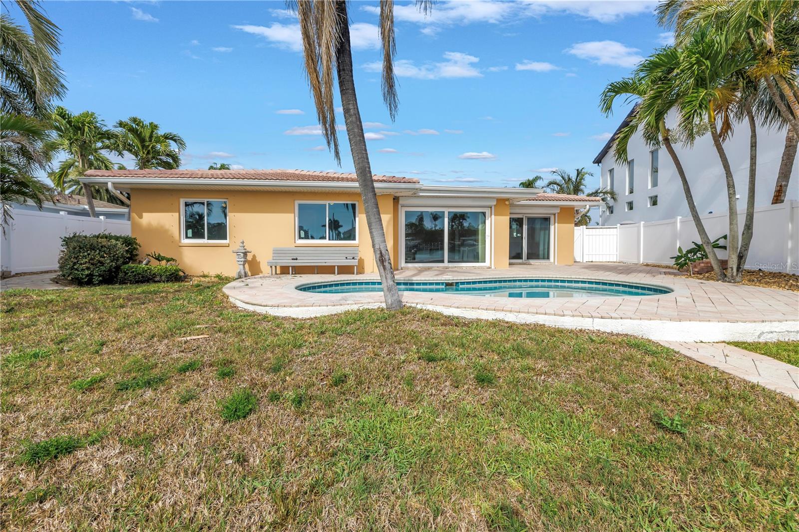 10128 YACHT CLUB DR — photo 62