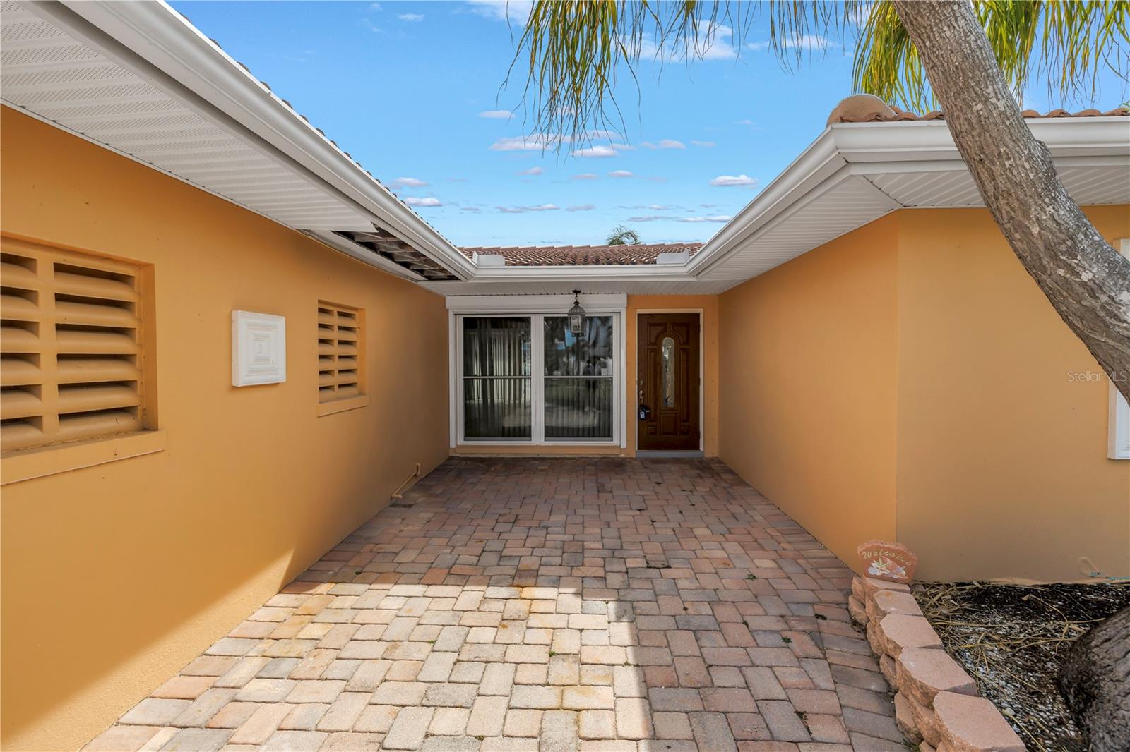 10128 YACHT CLUB DR — photo 51
