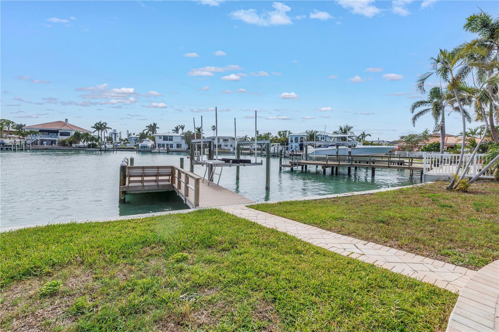 10128 YACHT CLUB DR — photo 68