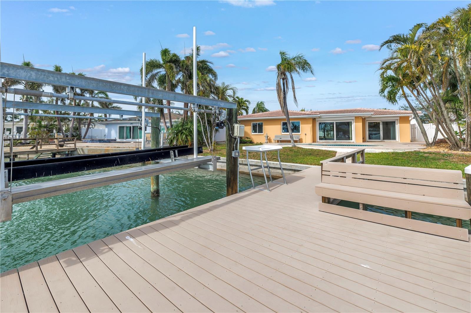 10128 YACHT CLUB DR — photo 60