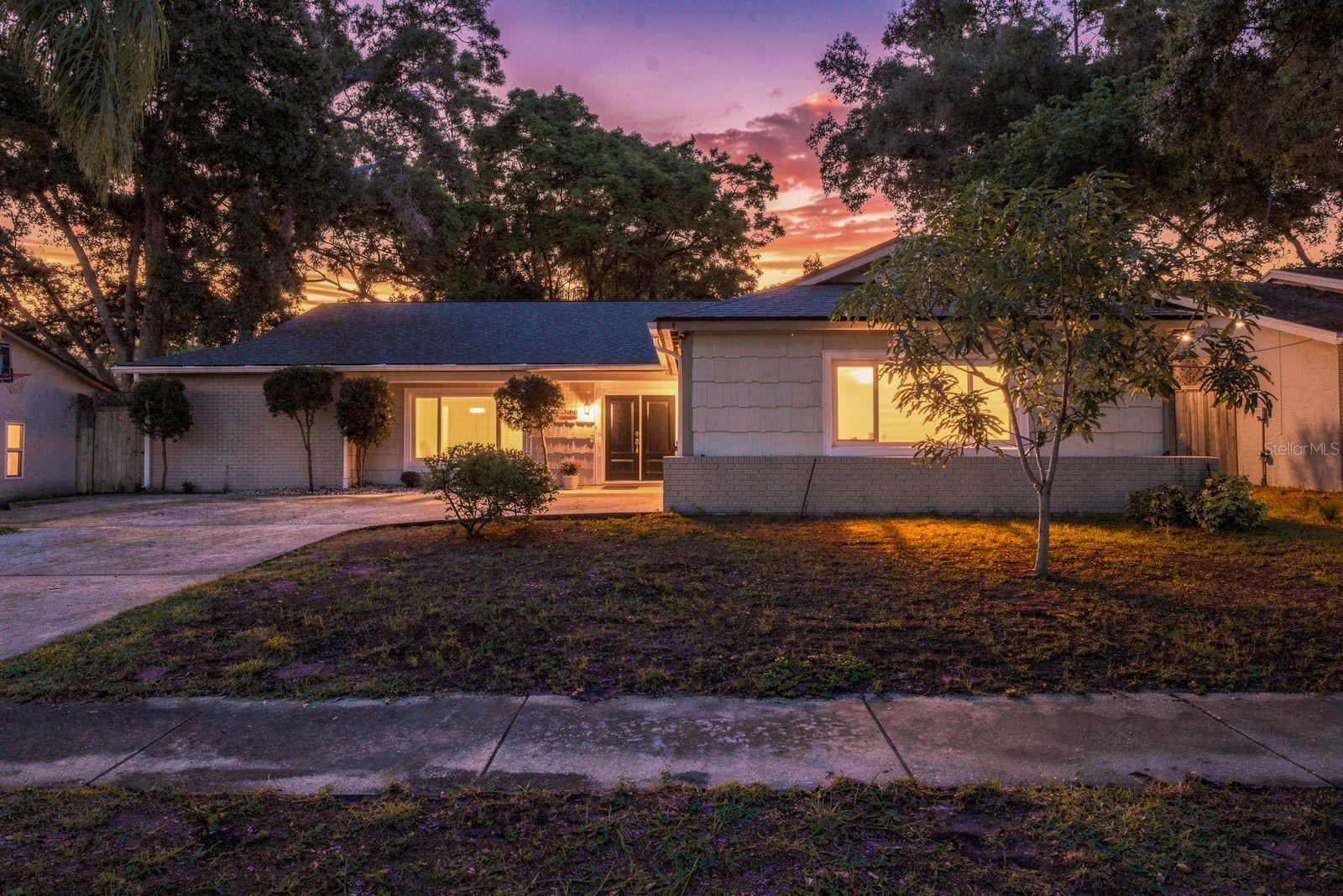 2447 GROVE RIDGE DR — photo 18