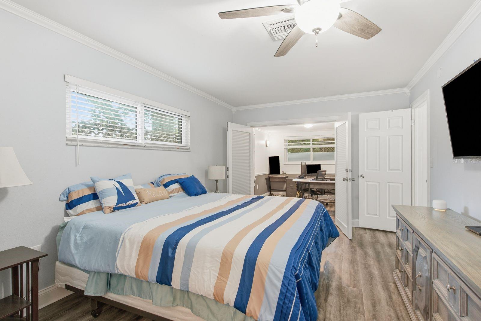 2447 GROVE RIDGE DR — photo 9