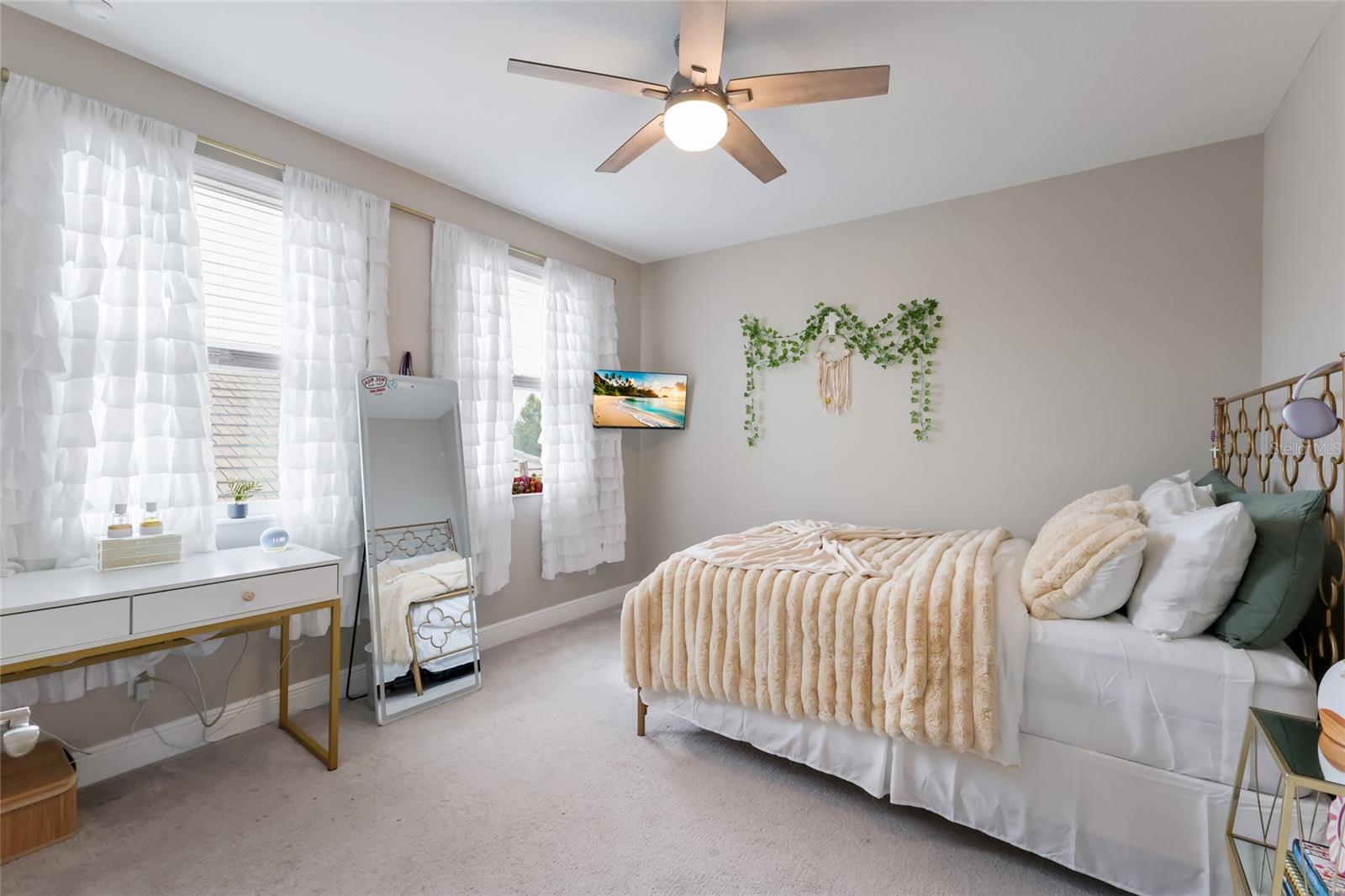 2210 WOODLEAF HAMMOCK CT — photo 55