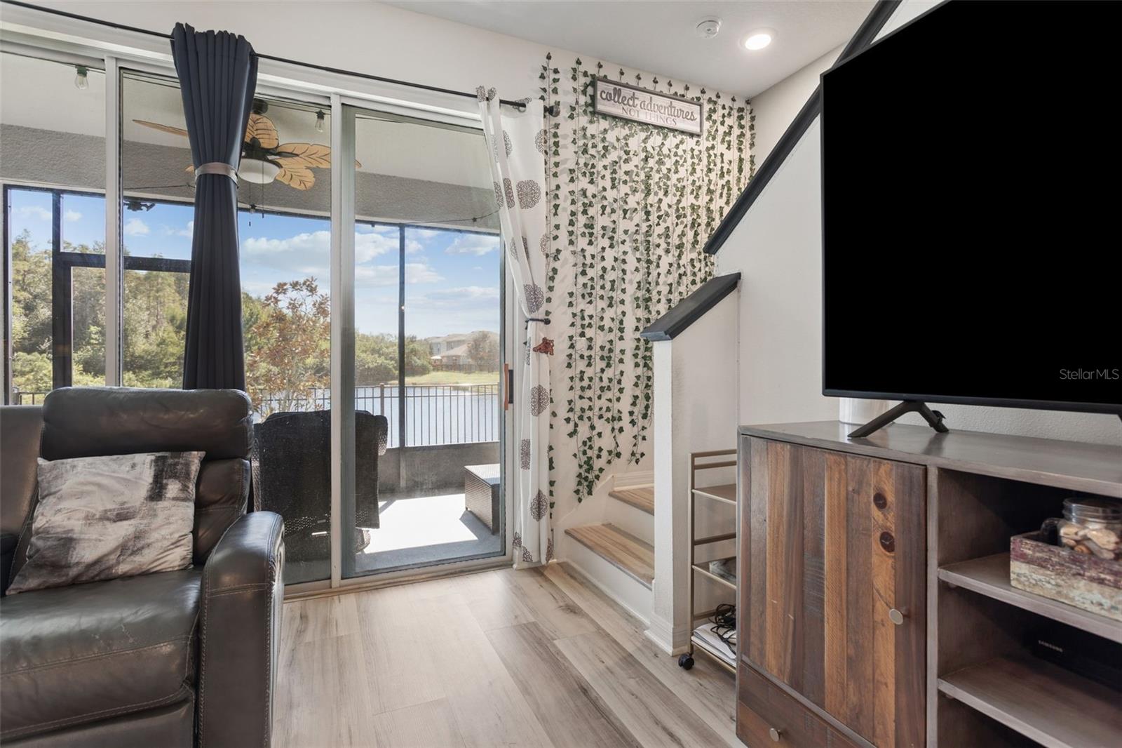 2838 SUNCOAST BLEND DR — photo 11