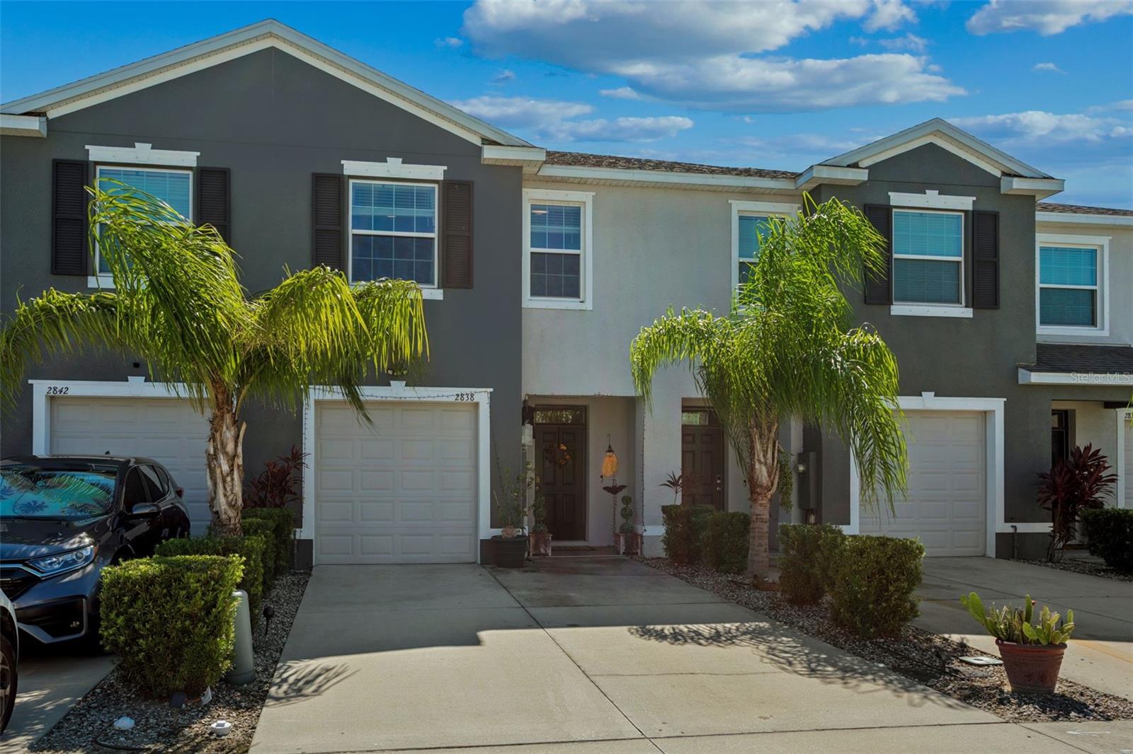 2838 SUNCOAST BLEND DR — photo 2