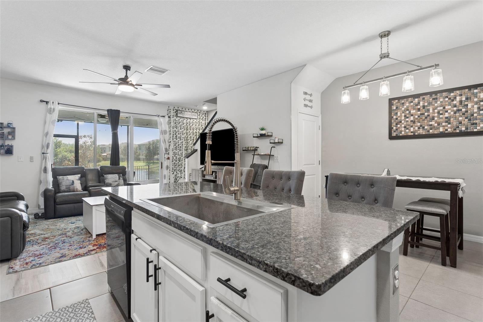 2838 SUNCOAST BLEND DR — photo 8