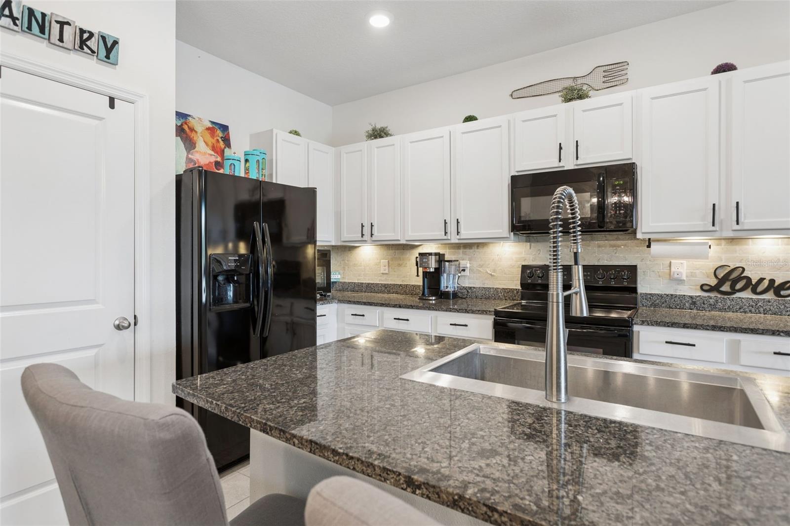 2838 SUNCOAST BLEND DR — photo 10