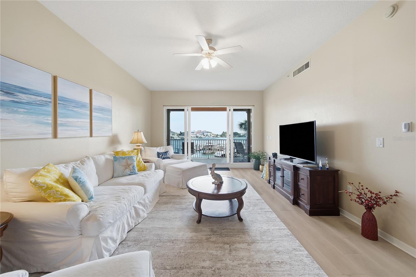530 S GULFVIEW BLVD #203 — photo 9