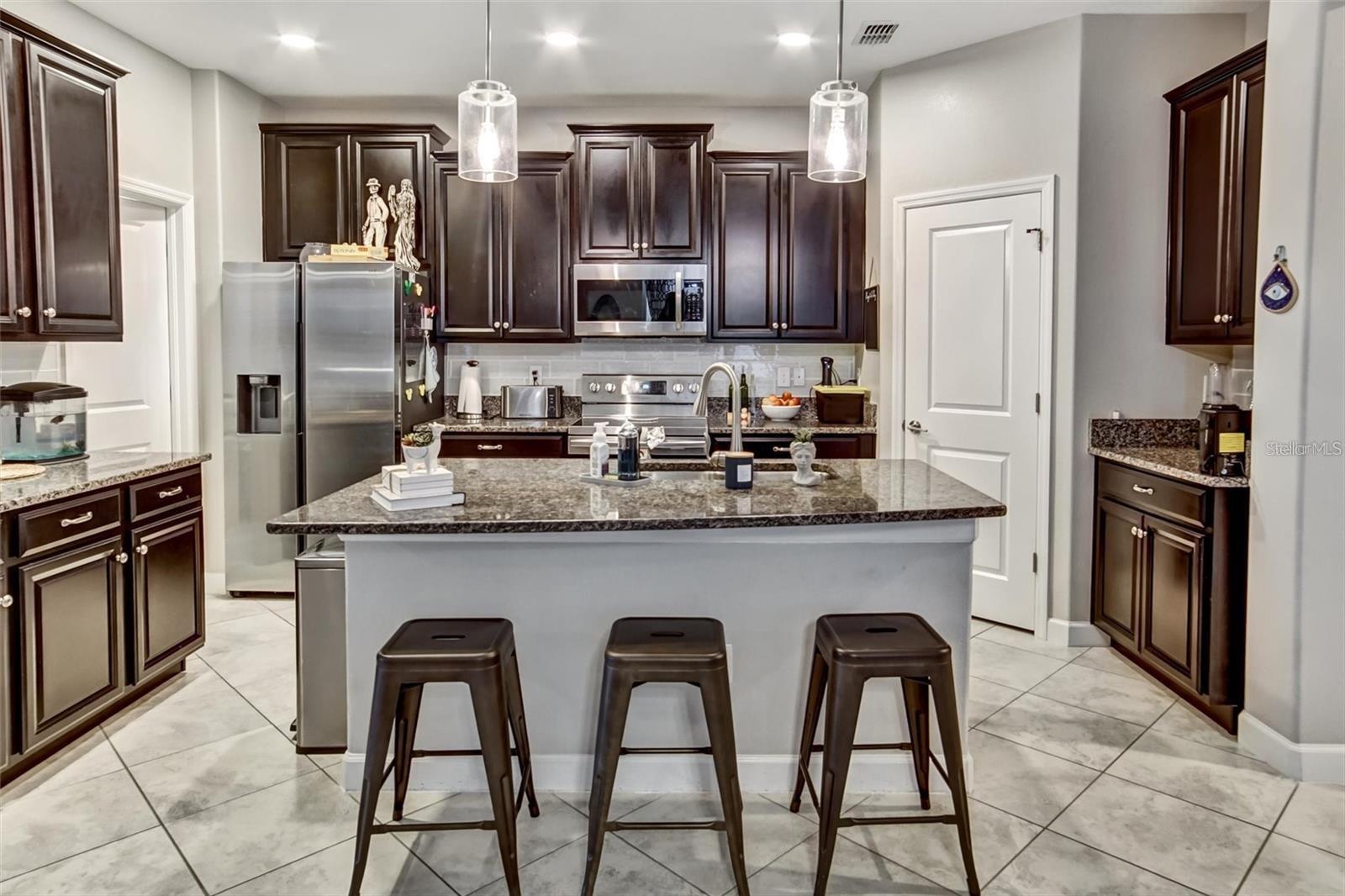 11420 FRESHWATER RIDGE DR — photo 4