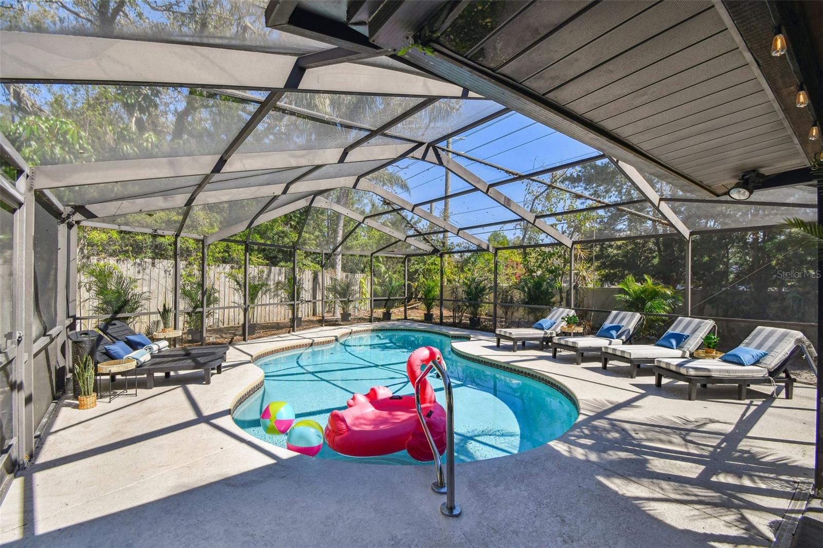 380 FERNSHIRE CT — photo 3