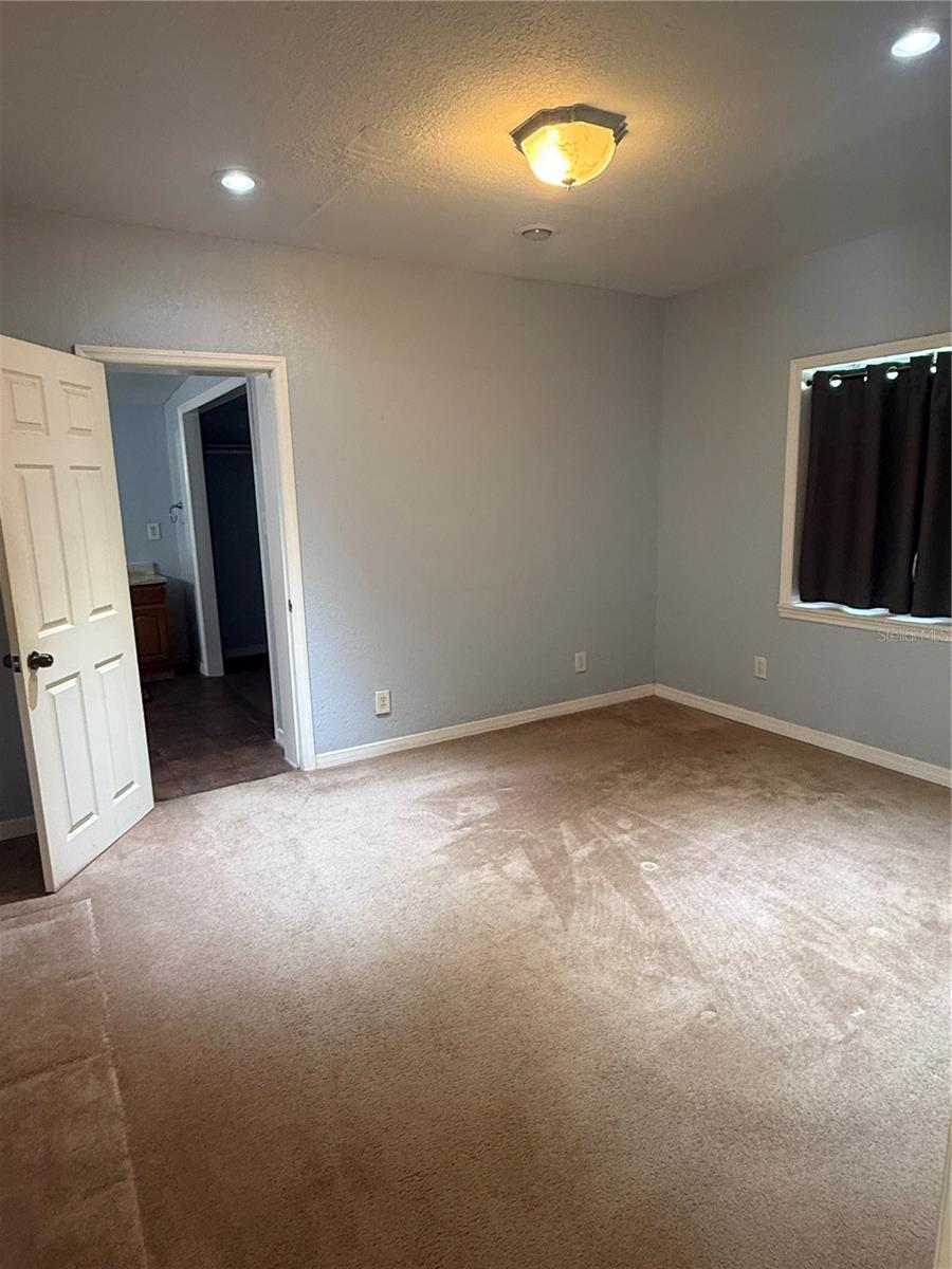 16421 HANNA RD — photo 21