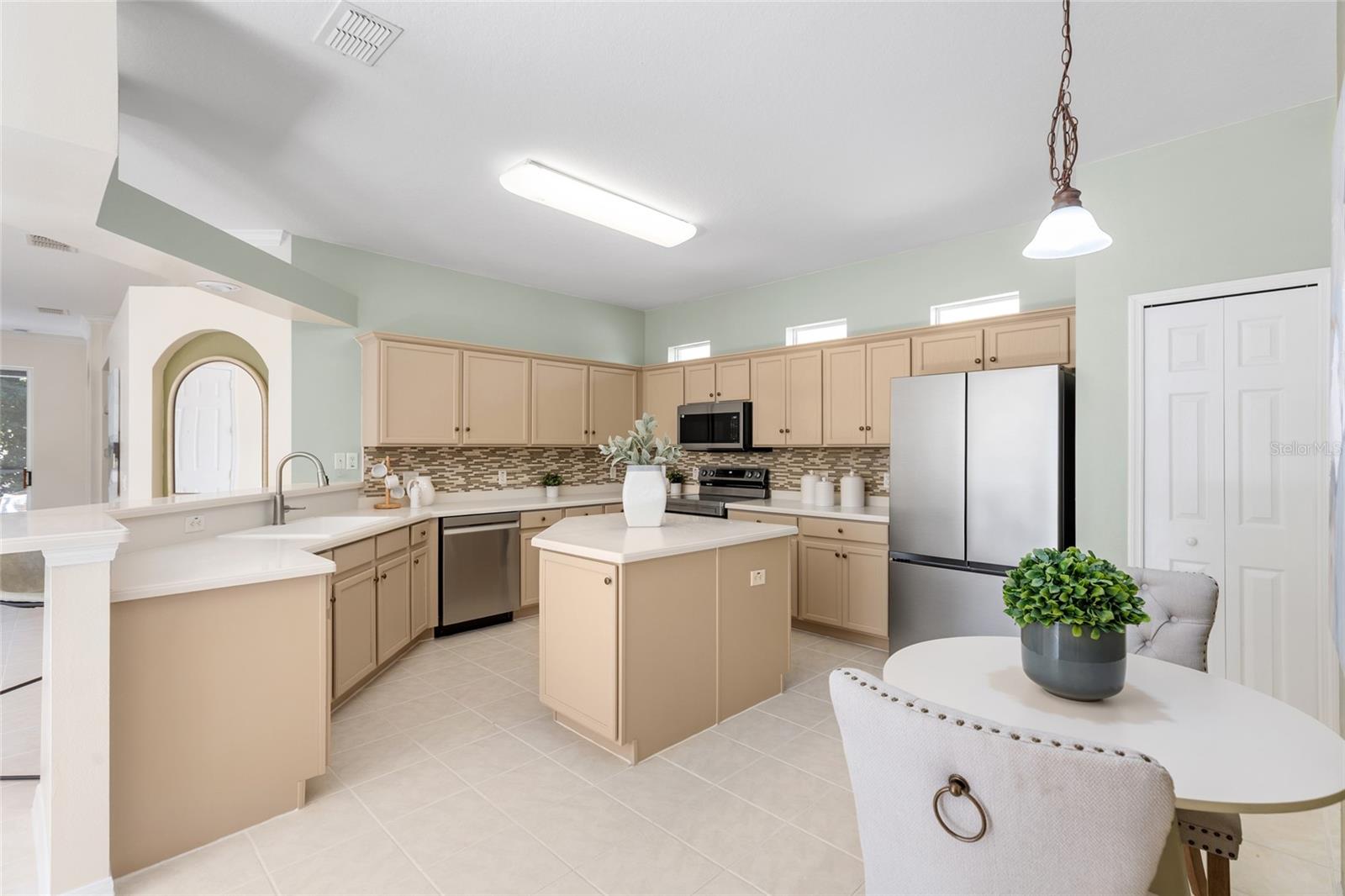 8103 SANGUINELLI RD — photo 19