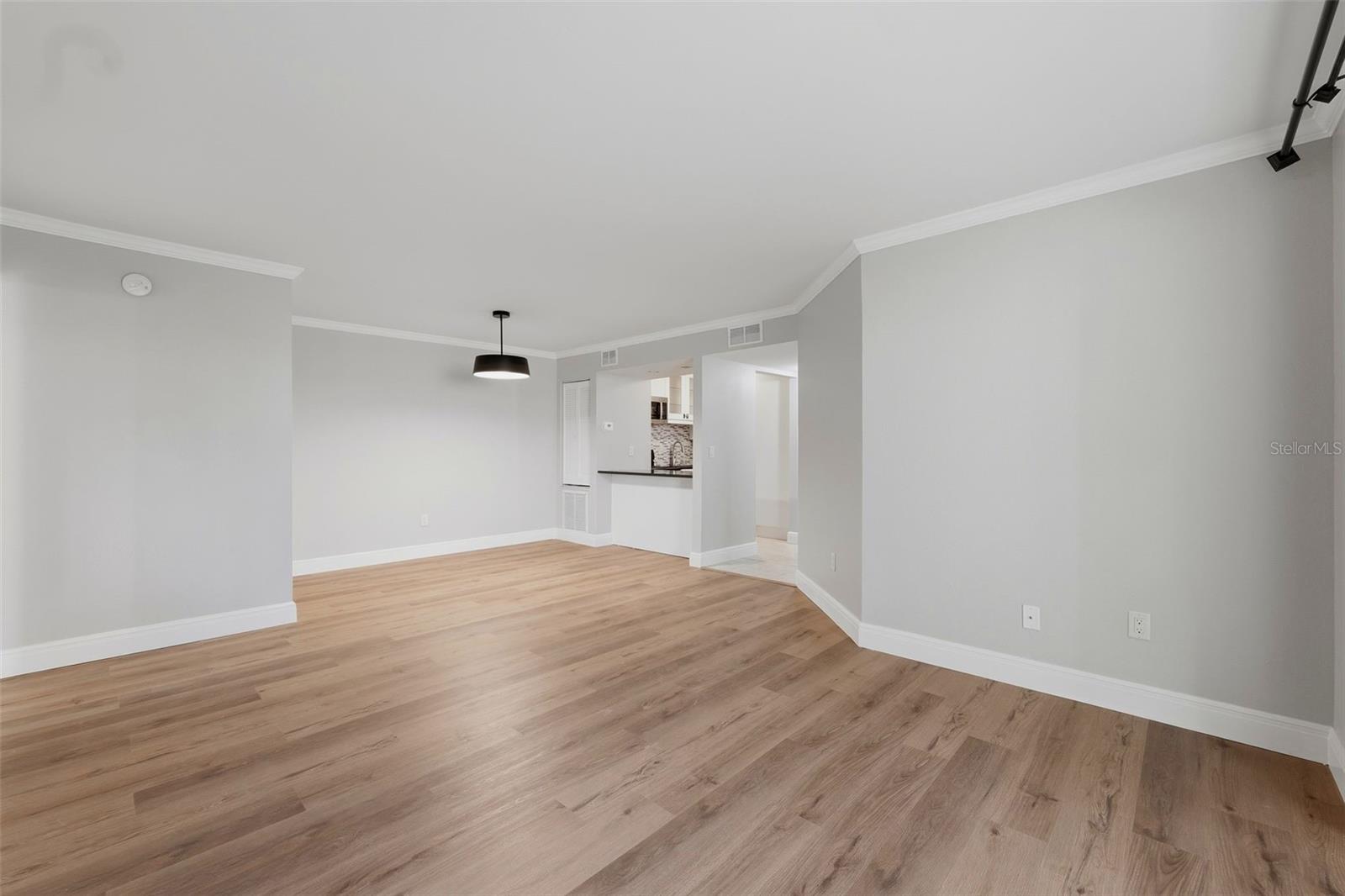 6014 LAKETREE LN #G — photo 12
