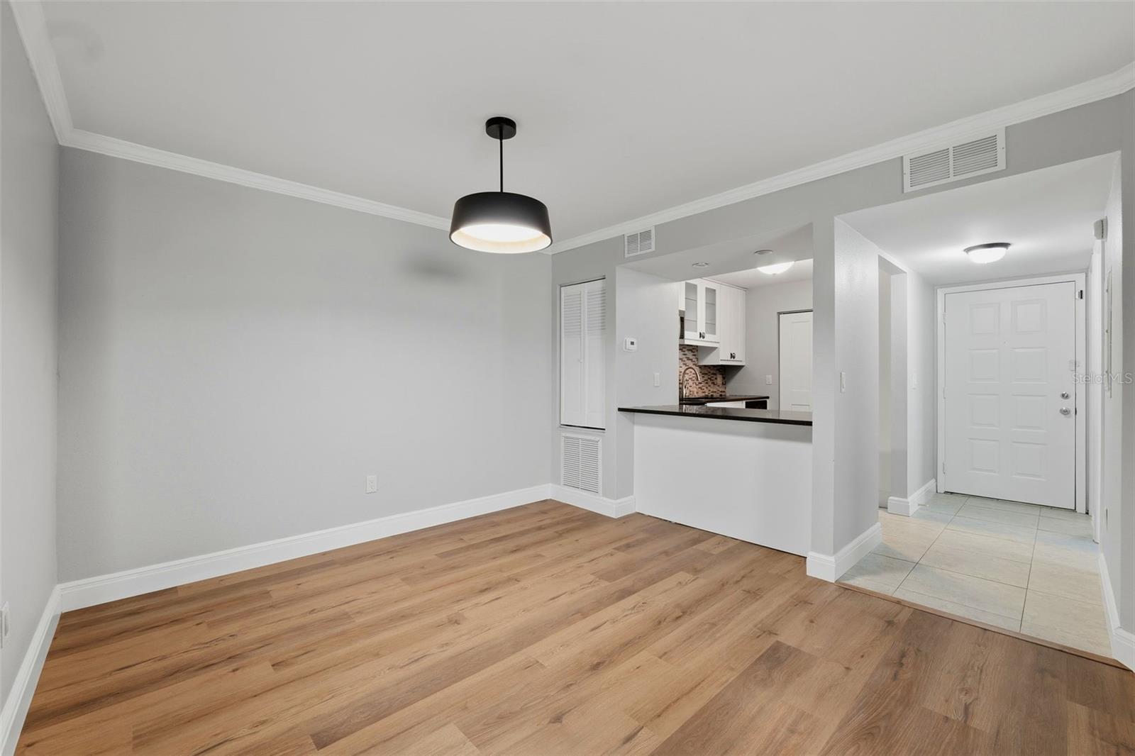 6014 LAKETREE LN #G — photo 11
