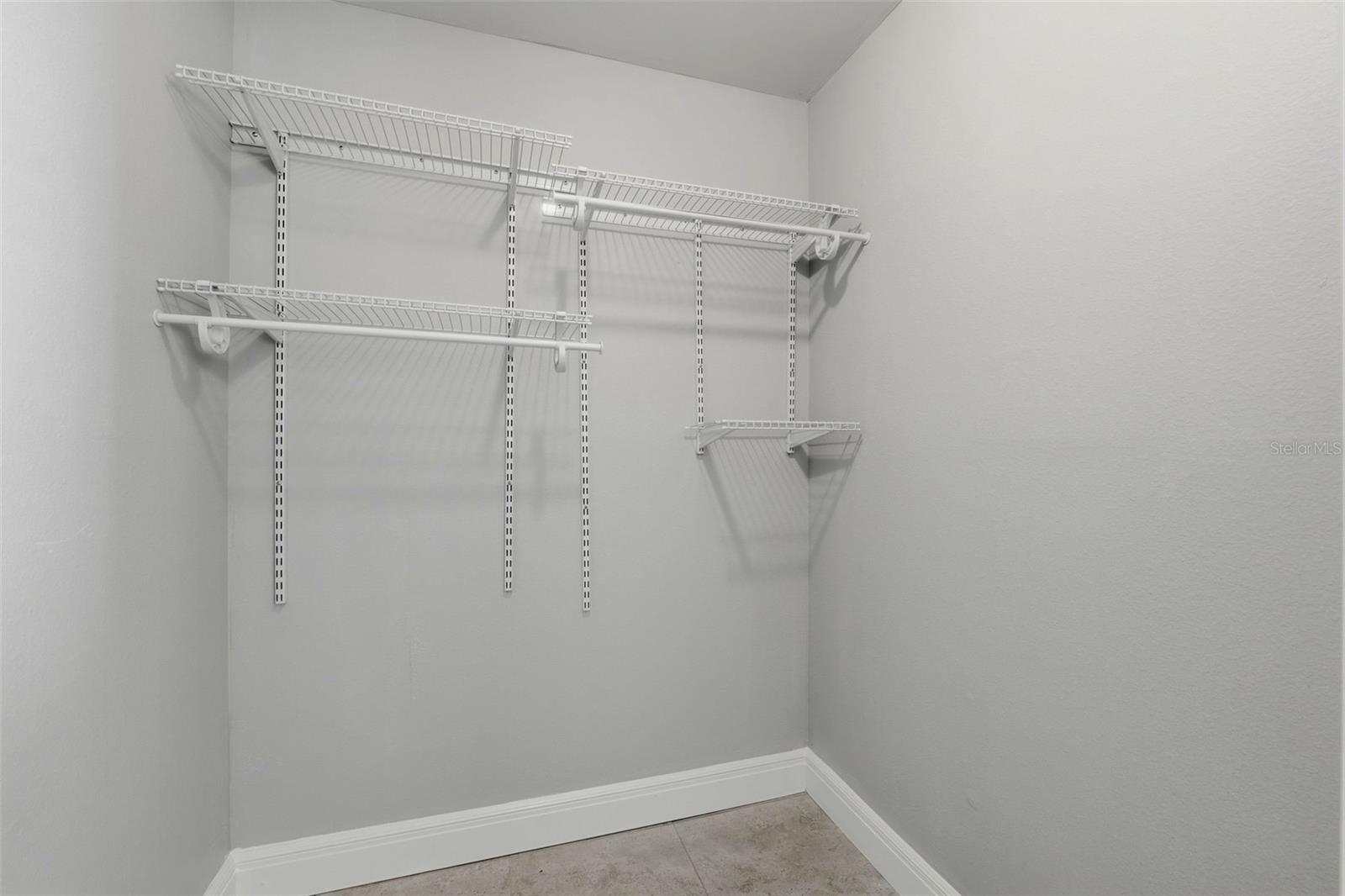 6014 LAKETREE LN #G — photo 23