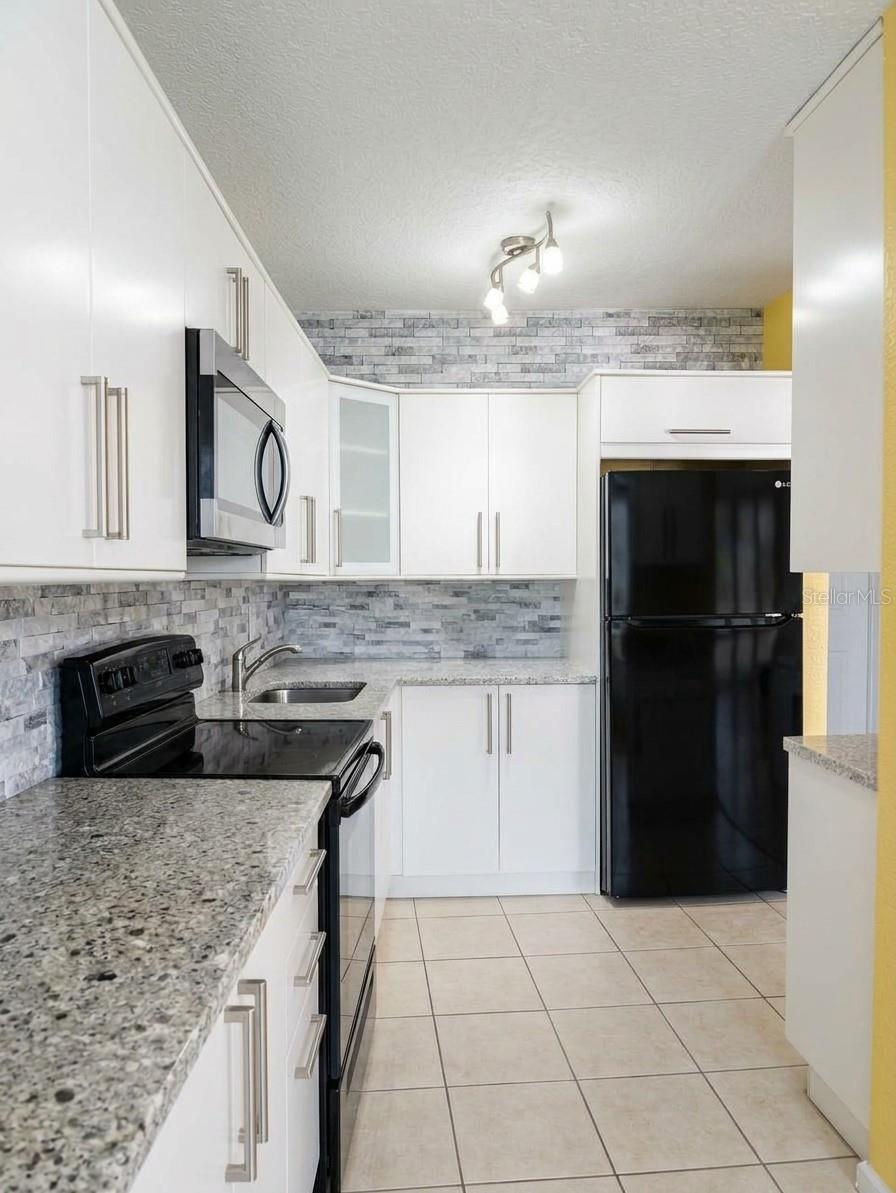 4985 COBIA DR SE #B — photo 6
