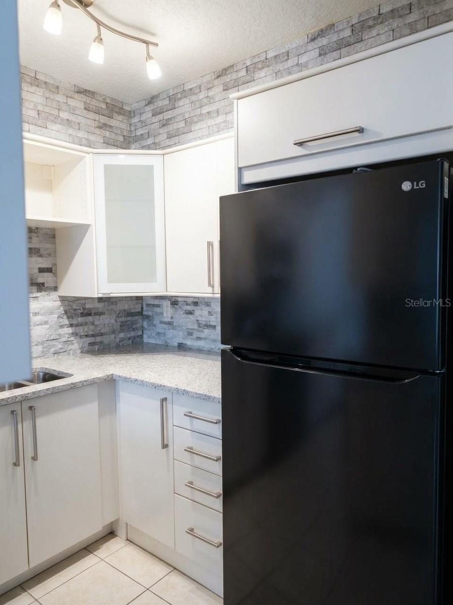 4985 COBIA DR SE #B — photo 8