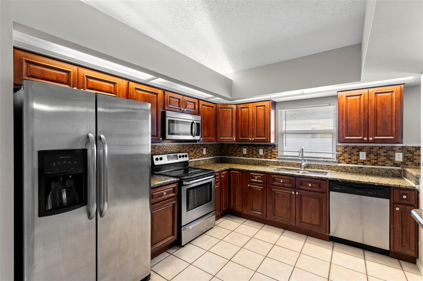 17504 WOODTHRUSH PL — photo 13