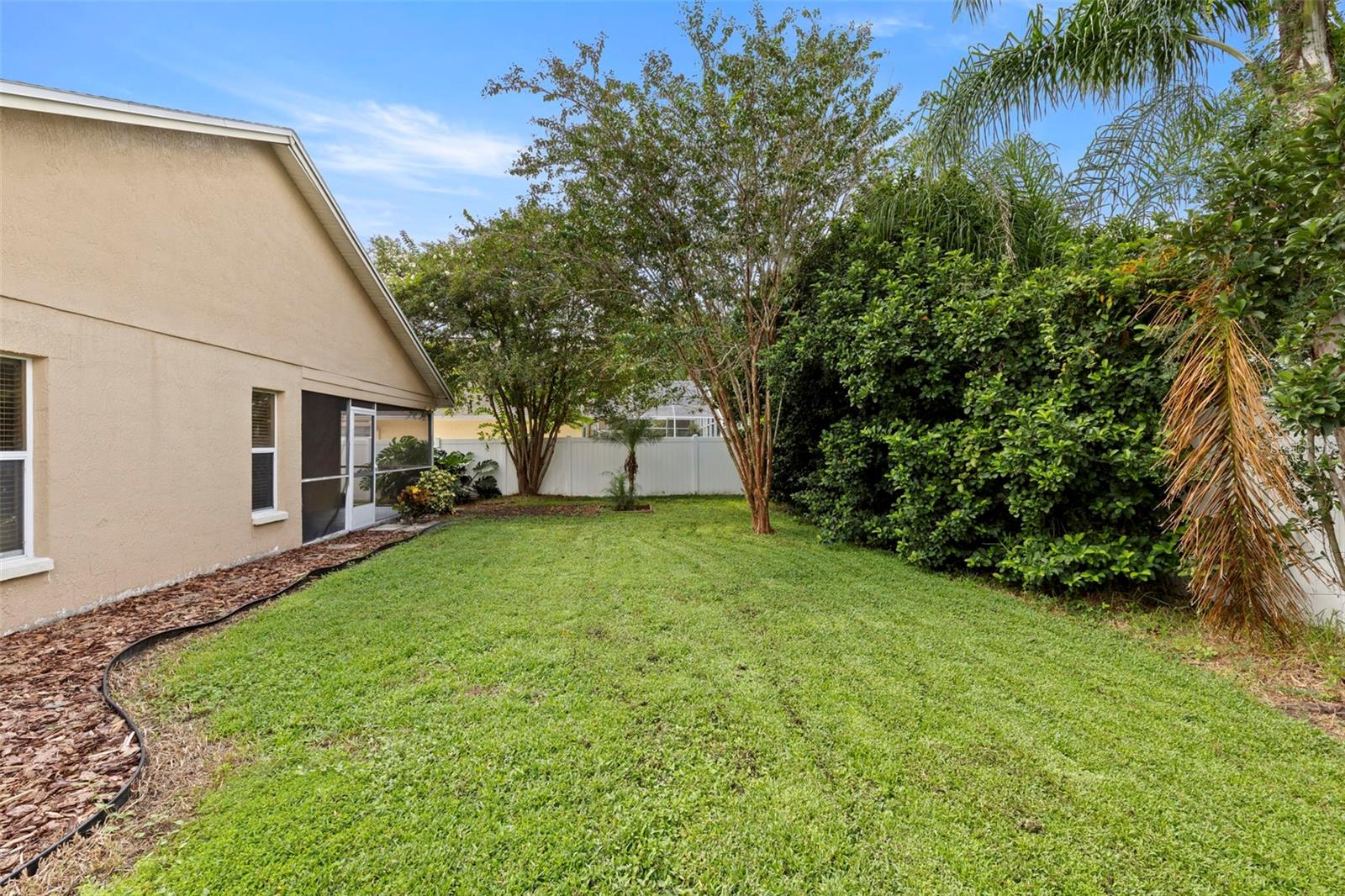 17504 WOODTHRUSH PL — photo 26